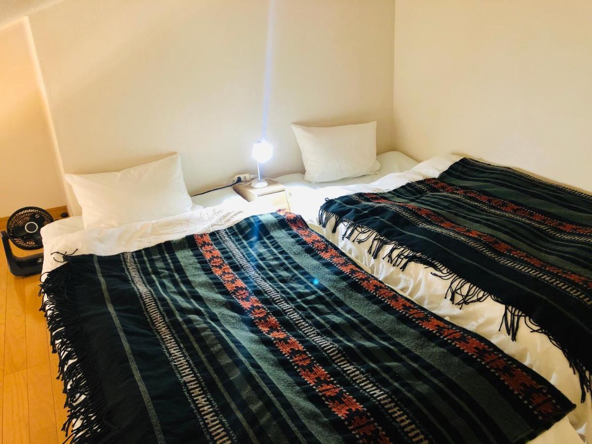エスポアール201 Aparthotel Kumamoto Bagian luar foto