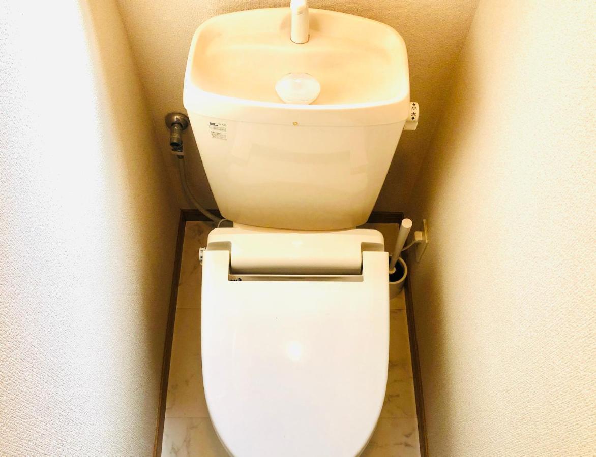 エスポアール201 Aparthotel Kumamoto Bagian luar foto